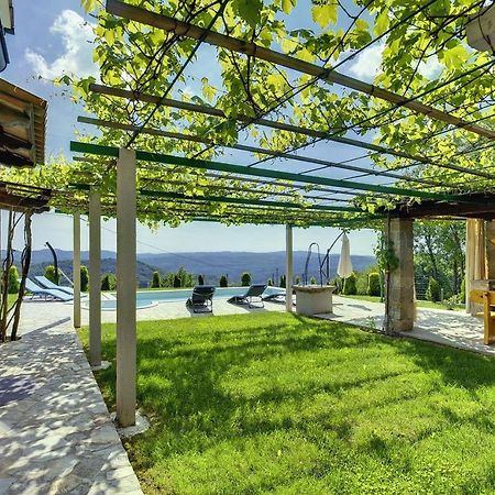 Villa Bella Lupoglav エクステリア 写真