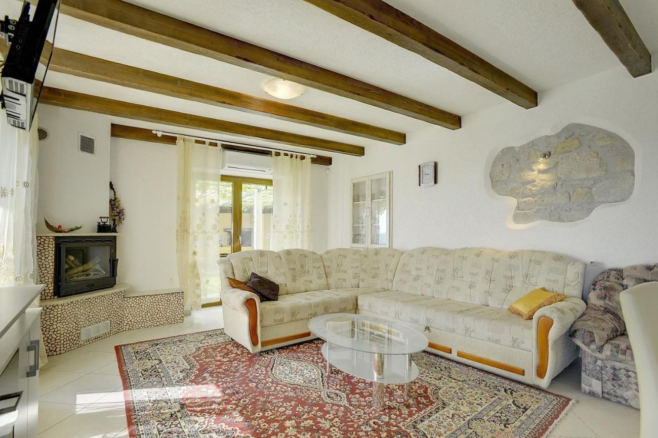 Villa Bella Lupoglav エクステリア 写真