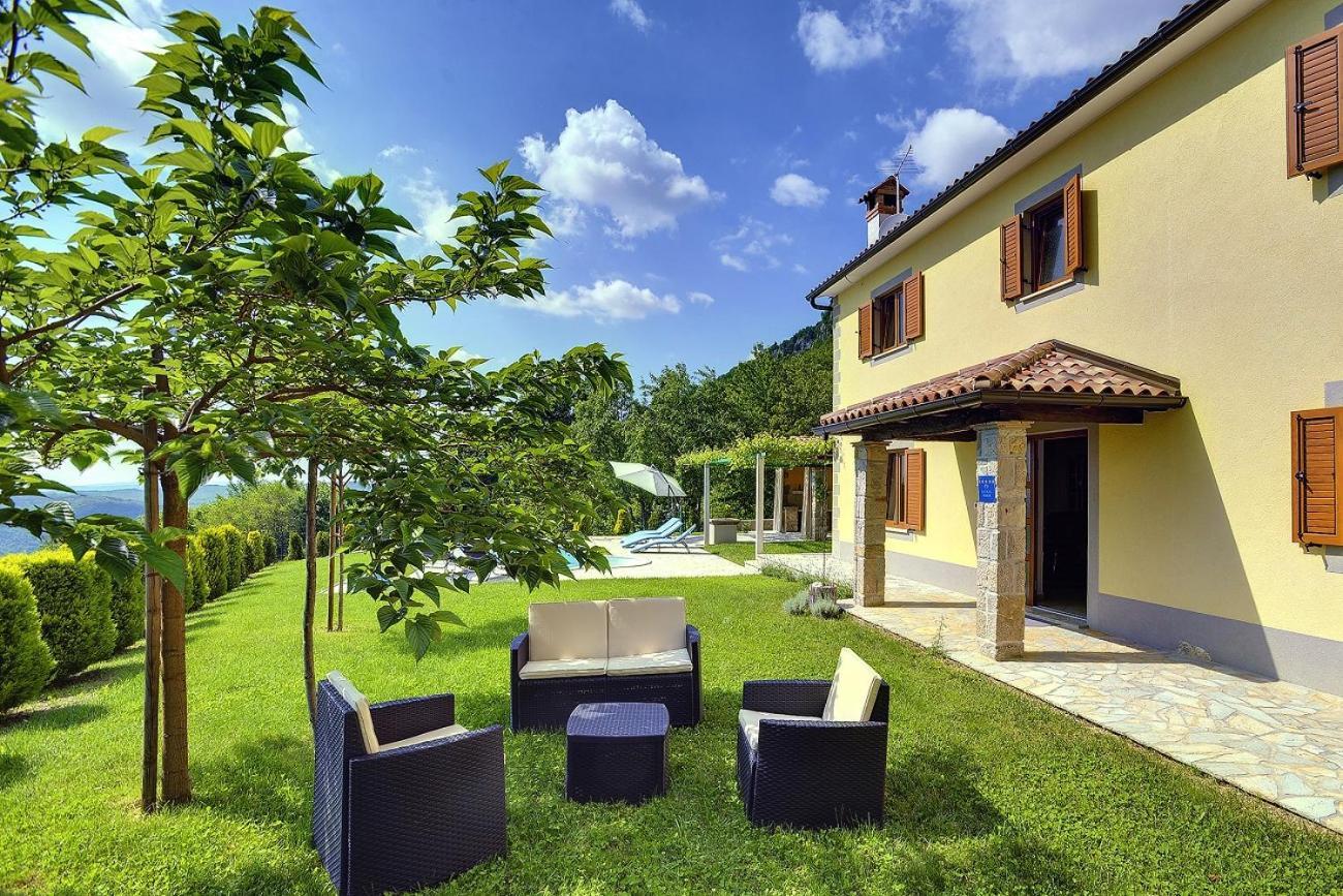 Villa Bella Lupoglav エクステリア 写真