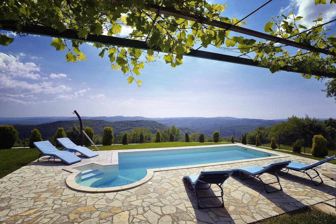 Villa Bella Lupoglav エクステリア 写真